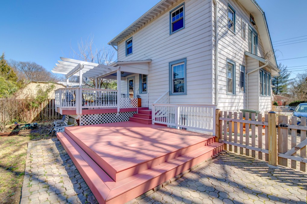 JJ_ 3205 N Pershing Dr-034